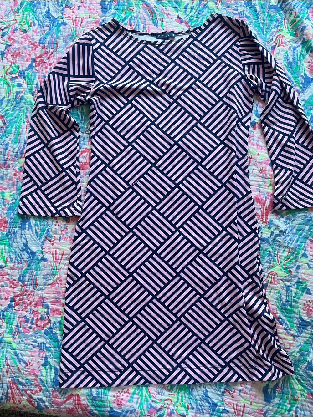Melly M Pink and Navy Geometric three quarter length sleeve dress